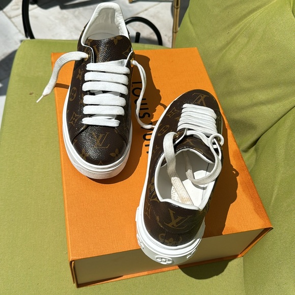Louis Vuitton Time-Out Sneakers / Gently used. - Picture 6 of 6
